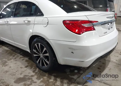 2012 Chrysler 200 Touring из США, поврежденный, VIN 1C3CCBBG1CN263054